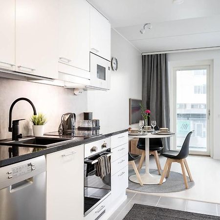 Apartment Near The Train Station, Free Parking &Netflix กัวปิโอ ภายนอก รูปภาพ