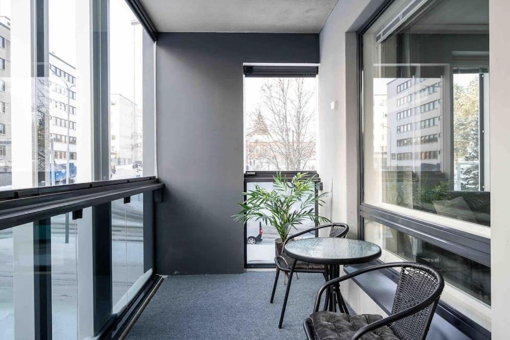 Apartment Near The Train Station, Free Parking &Netflix กัวปิโอ ภายนอก รูปภาพ