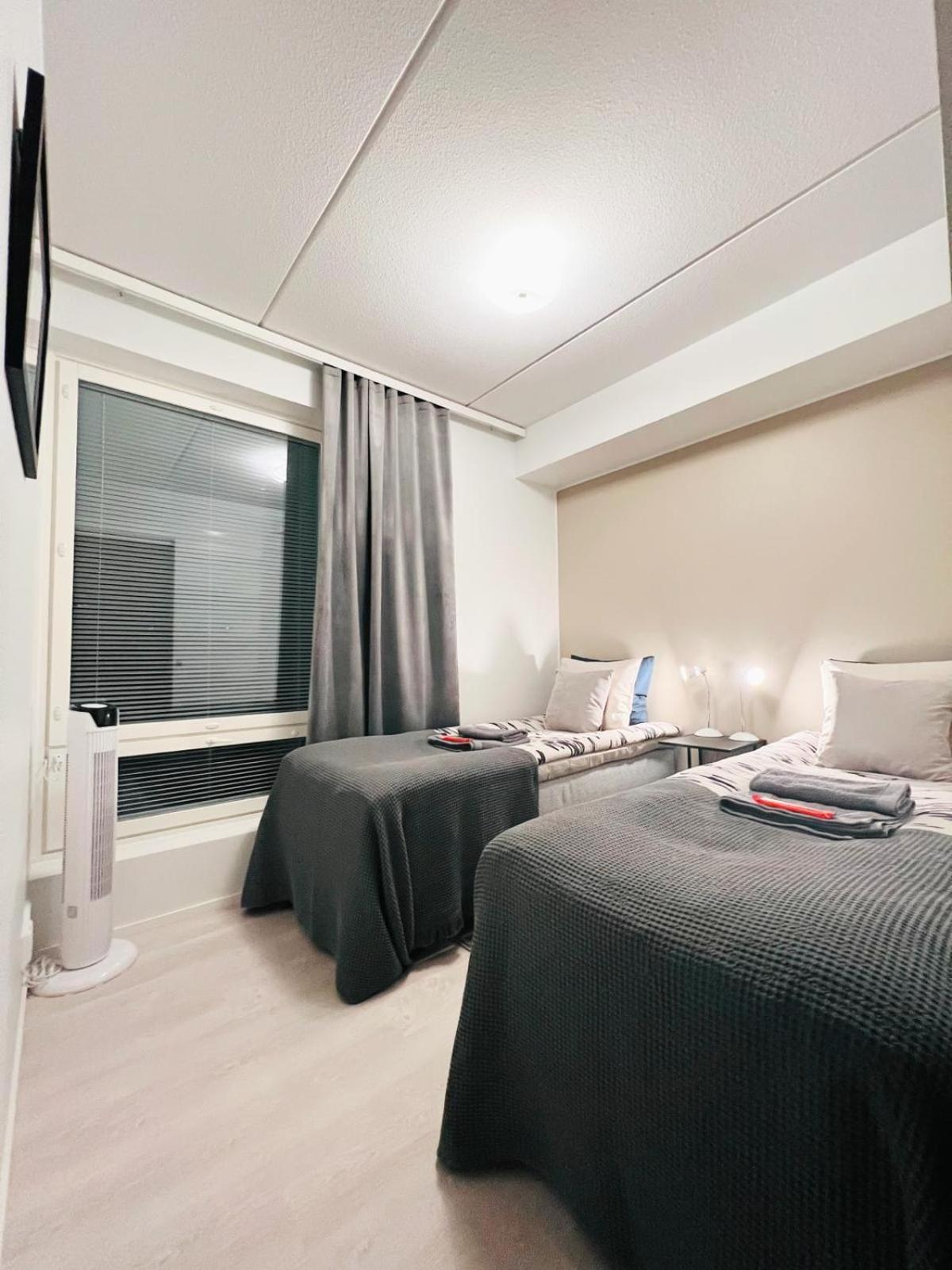 Apartment Near The Train Station, Free Parking &Netflix กัวปิโอ ภายนอก รูปภาพ